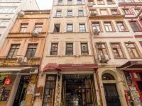 Taksim Avenue Hotels near Cihangir Square