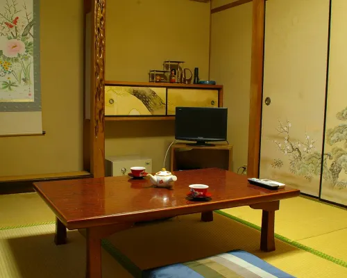 Ryokan Sansui โรงแรมใกล้สถานีโทมิโอะ