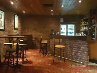 All Seasons Motel Armidale - bar