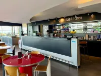 Ibis Montevideo Rambla - ที่มีบาร์