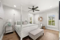 Magnolia Cottages by the Sea by Panhandle Getaways