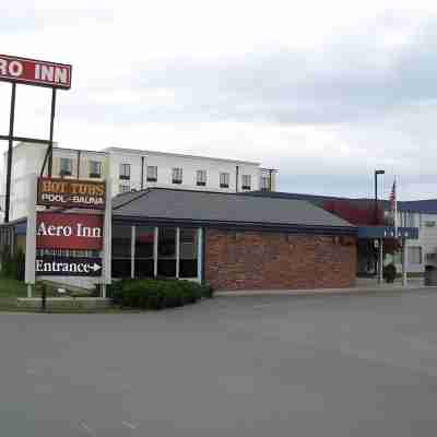 Aero Inn Hotel Exterior