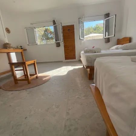 casa bella himara
