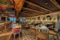 Opal Key Resort & Marina - breakfast