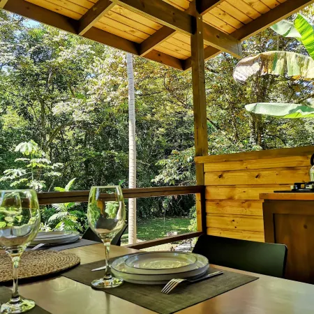 Thoas Lodge
