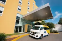 City Express by Marriott Saltillo Sur - parking