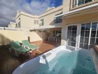 Luxury Renovated Duplex with Pools Private Jacuzzi - Bathtub
