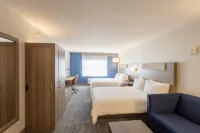 Holiday Inn Express & Suites SIOUX CENTER by IHG - parking