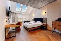 Art Queen Aparthotel - 2 tähden