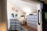Unique Island Rental in Stanhopein my Home) - Apartments