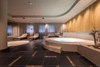 Hotel Post Alpine Cityflair - Spa