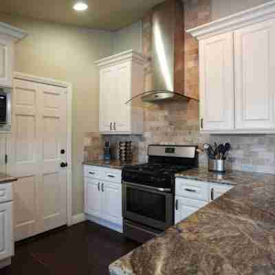 Sweet 4 Bedroom, 3 Bath Plus Loft Bedroom, Pool Home Others