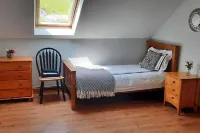 Tranquil Retreat at Ailt Cottage- Sleeps13 - 2-Sterne