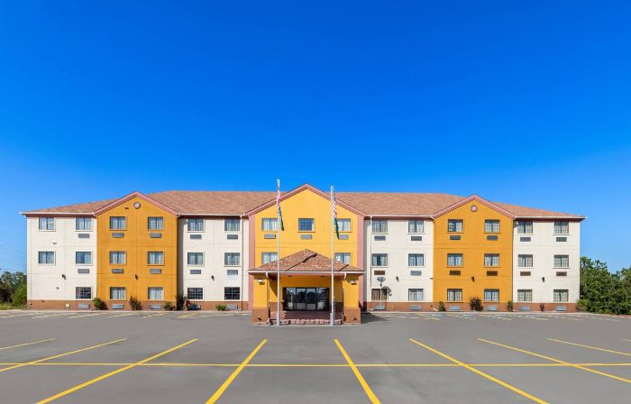Quality Inn & Suites McAlester on Hwy 69