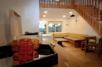 Arkouda House - Mountain view