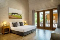 The Village- Jordan Riverside Travel Hotel - Pet friendly