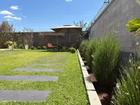 Tia Vahine - Boutique Hôtel Ivato - Homestays