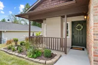 1 5 Miles to Mizzou Spacious Updated Home - Homestays