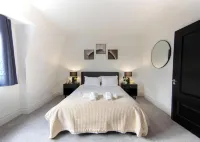 Luxurious 4 Bed House - Close to Windsor Castle! - Balkon
