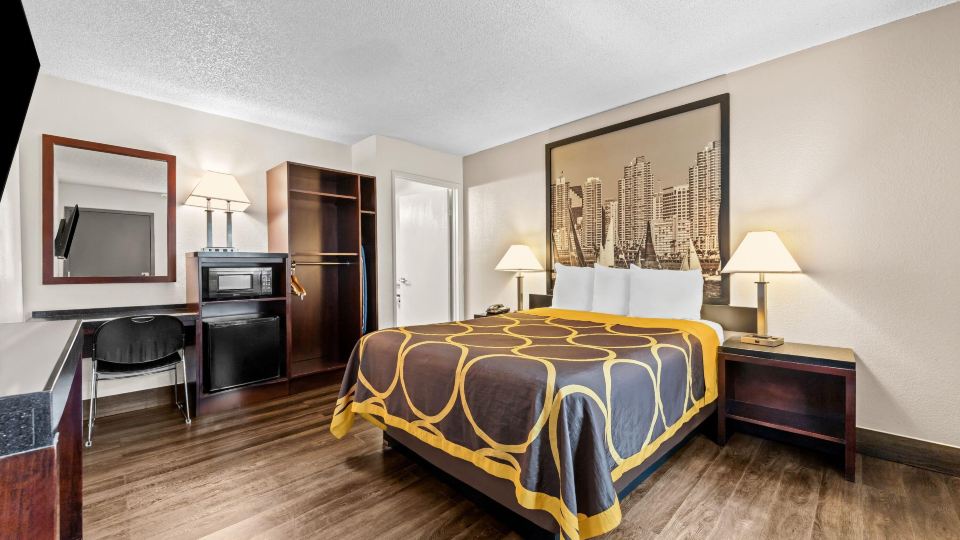 Super 8 by Wyndham San Diego Hotel Circle
