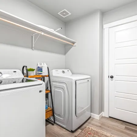 Spacious 5BR - Gamer Room - Hot Tub & Basketball