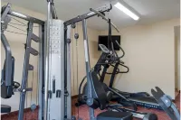 All Seasons Inn & Suites Smithfield Providence - parking
