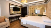 Premium Beach Hotel - balcony