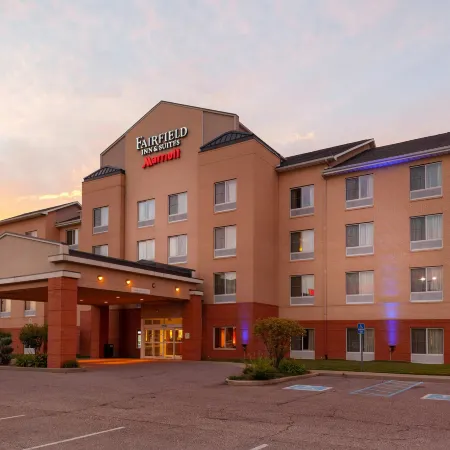 Fairfield Inn & Suites Seymour