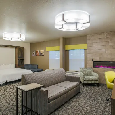 Hampton Inn Prescott Hotels near Watson Lake