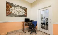Flex Studios - Kolam Renang