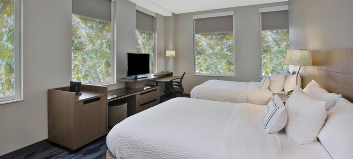 Fairfield Inn & Suites Milwaukee Downtown Hotels in Milwaukee