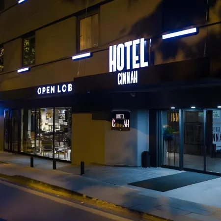 Hotel Cinnah