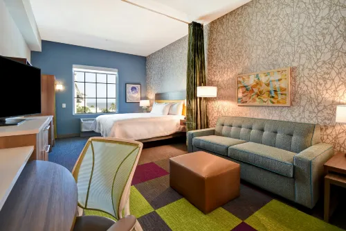 Home2 Suites by Hilton Jekyll Island - Pet friendly