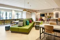 Home2 Suites by Hilton Stuart - Parkplatz