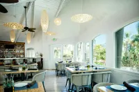 Catalina Canyon Inn - جاكوزي