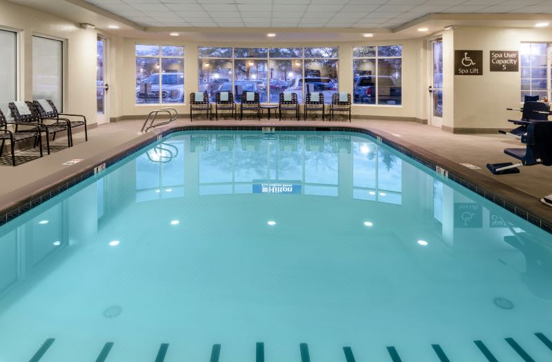 Hilton Garden Inn Bakersfield photo 2