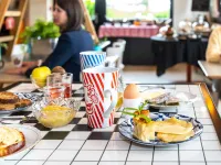 Greet Hotel Beaune - Aamiainen