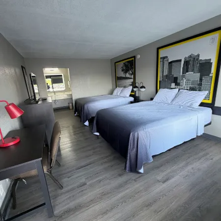 Tourway Inn