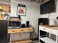 Pet Friendly-Cozy 1-Bedroom Apartment Just 6 Minutes Drive to Morton Arboretum - 무료 와이파이