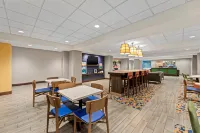 Hampton Inn Paragould - parking