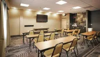 Hampton Inn & Suites Richmond/Glenside Hotels in Dumbarton