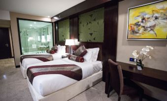 Royale Signature Hotel