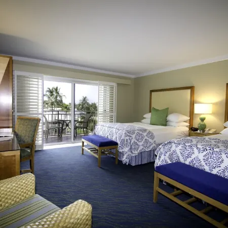 Naples Beach Club, A Four Seasons Resort