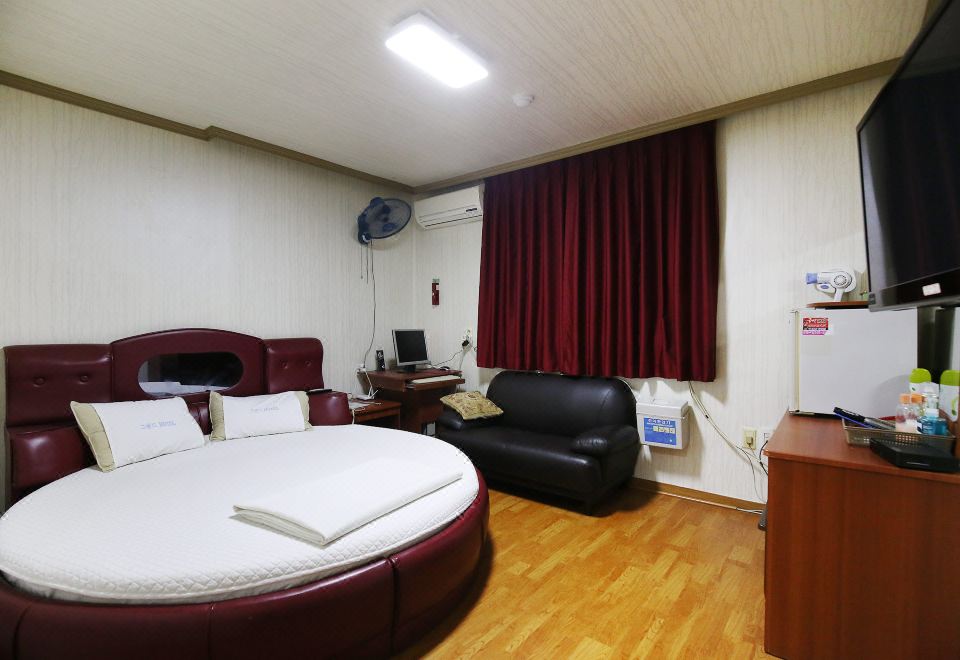 예산 그랜드모텔 로비 이미지