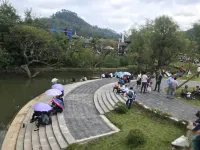 興仁鯉魚度假飯店