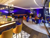 Hotel MOA Berlin - bar