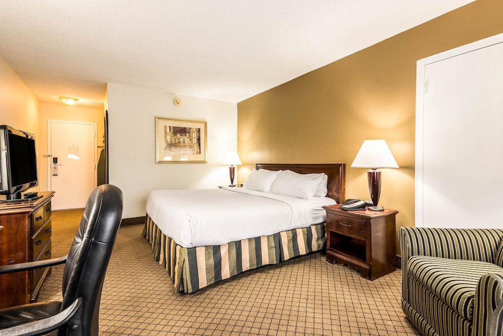 Quality Inn Near Finger Lakes and Seneca Falls