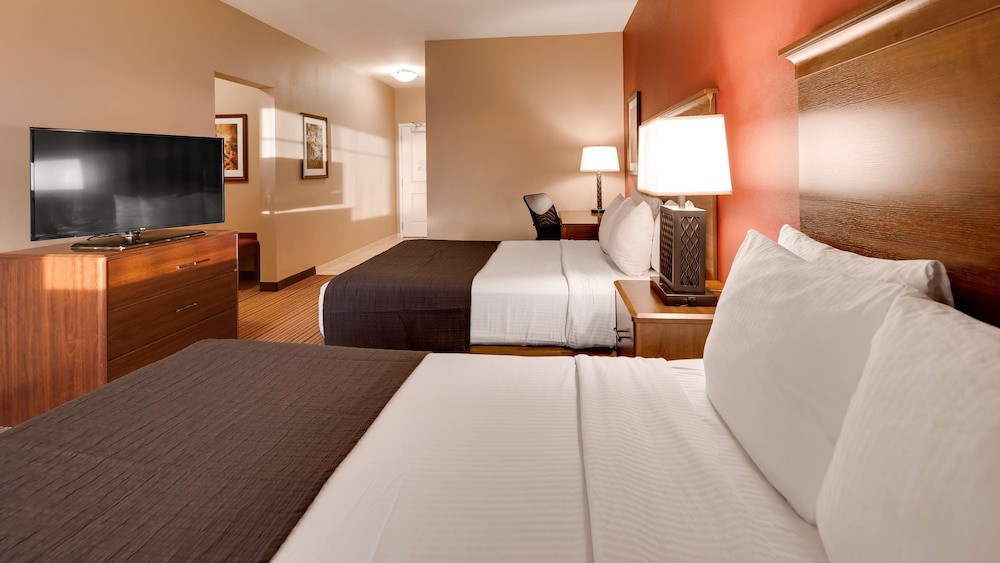 Best Western Plus Chandler Hotel & Suites