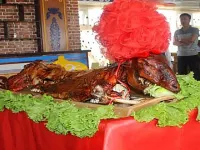 Zhongdu Jixiang Sanbao Yingpan Hotel - فطور