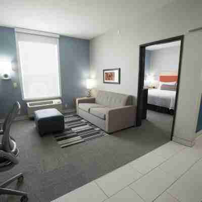 Home2 Suites by Hilton Tulsa Hills Rooms